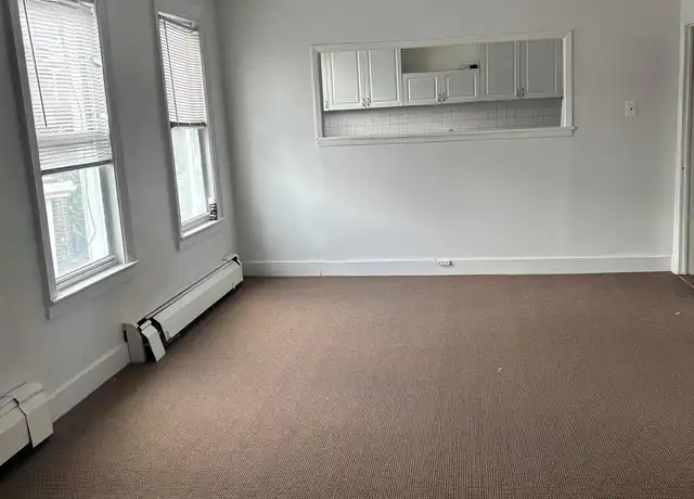 Property at 37-41 91st St Unit 2, Flushing, NY, 11372, 3 beds, 1 bath, [object Object]