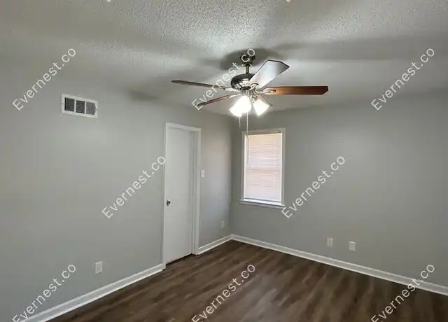 Property at 6787 Pleasant Hill Rd, Olive Branch, MS, 38654, 3 beds, 2 baths, [object Object]
