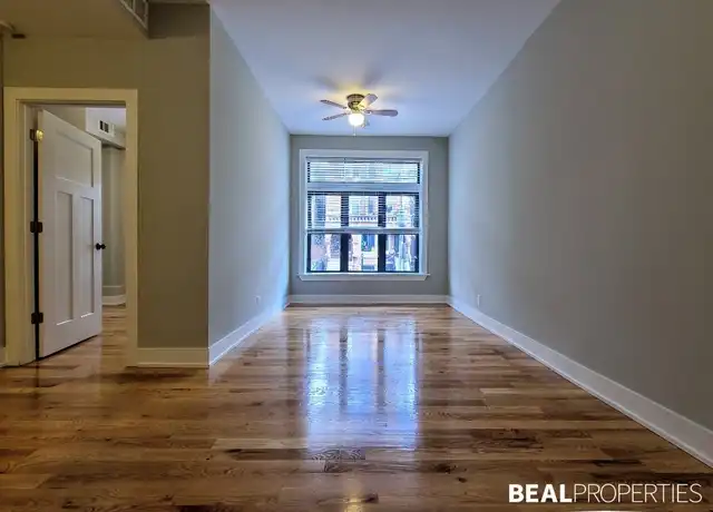 Property at 627 W Oakdale Ave Unit 01, Chicago, IL, 60657, 3 beds, 1 bath, [object Object]