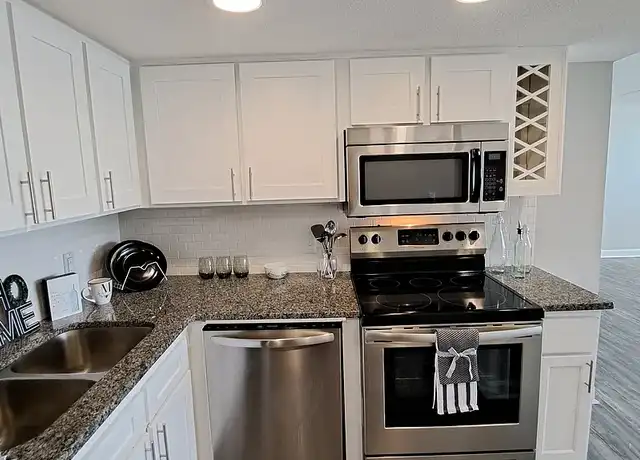 Property at Midtown Tower - 1258 Cedar Ave, Columbus, GA, 31906, 2 beds, 2 baths, [object Object]