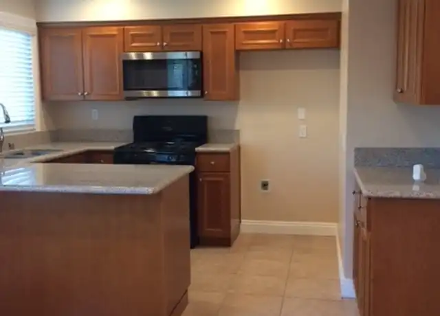 Property at 272 S Poplar Ave Unit 602, Brea, CA, 92821, 2 beds, 2.5 baths, [object Object]
