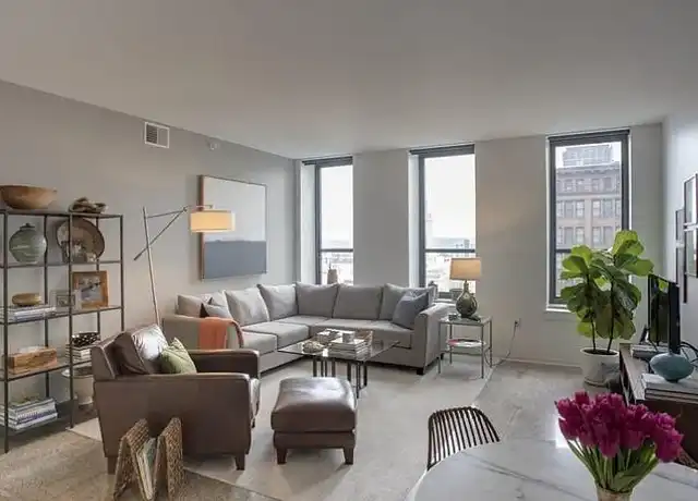 Property at The Equitable Building - 604 Locust St, Des Moines, IA, 50309, 2 beds, 2 baths, [object Object]