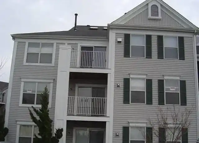 Property at 10022 Vanderbilt Cir #5, Rockville, MD, 20850, 3 beds, 2 baths, [object Object]