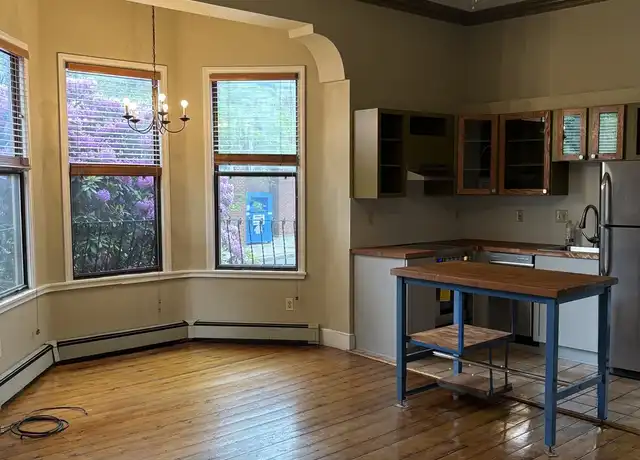 Property at 28 Arlington St #2, Somerville, MA, 02145, 1 bed, 1.5 baths, [object Object]