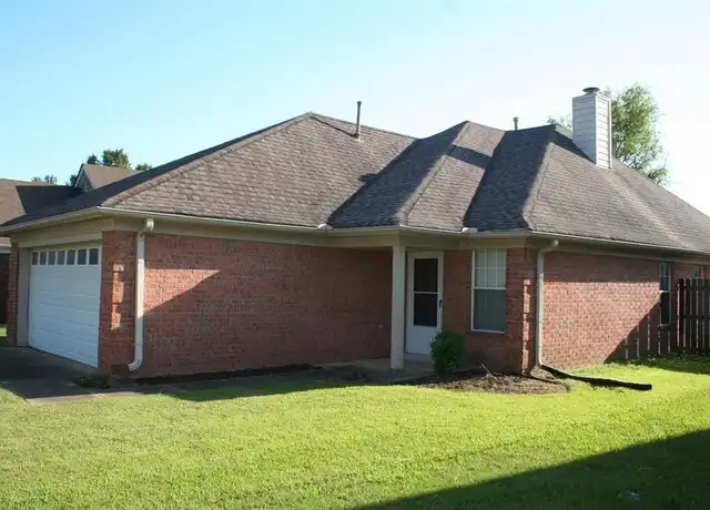 Property at 5497 Steffani Dr, Southaven, MS, 38671, 3 beds, 2 baths, [object Object]