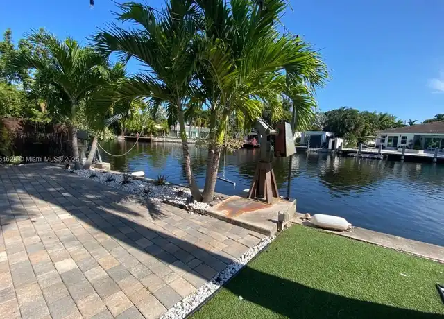 Property at 1350 NE 30th St, Oakland Park, FL, 33334, 2 beds, 2 baths, [object Object]
