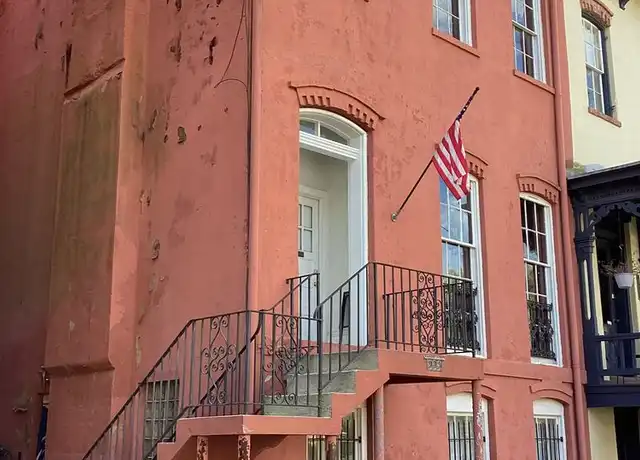 Property at 229 E Gordon St Apt 3C, Savannah, GA, 31401, 1 bed, 1 bath, [object Object]