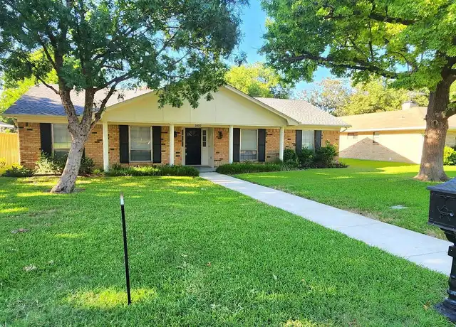 Property at 1607 Centenary Dr, Richardson, TX, 75081, 3 beds, 2 baths, [object Object]