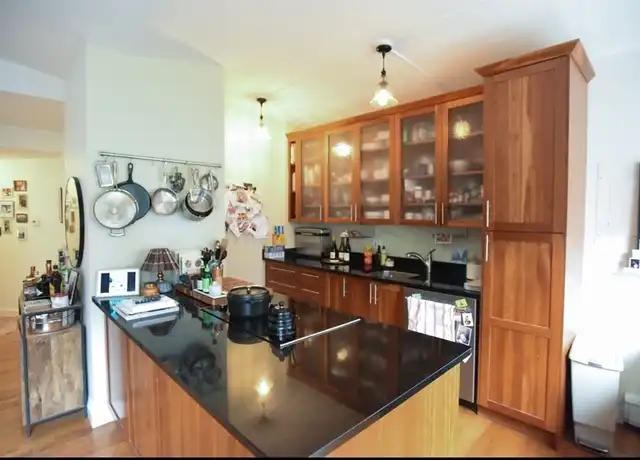 Property at 9 Battery St #5, Boston, MA, 02109, 2 beds, 1 bath, [object Object]
