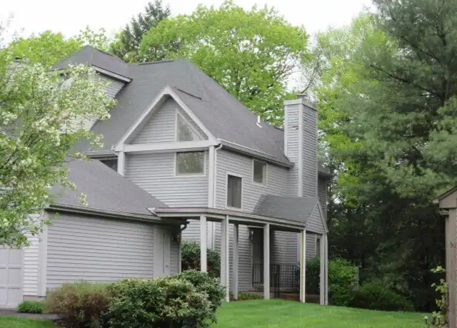 Property at 31 River Mead, Avon, CT, 06001, 3 beds, 3.5 baths, [object Object]