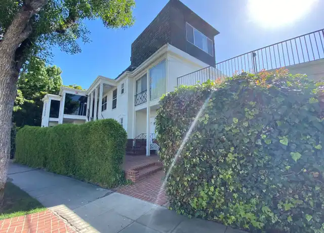 Property at 485 S Roxbury Dr Unit 487-1/2, Beverly Hills, CA, 90212, 0 beds, 1 bath, [object Object]