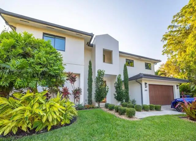 Property at 2809 NE 14th Ave, Wilton Manors, FL, 33334, 5 beds, 3.5 baths, [object Object]