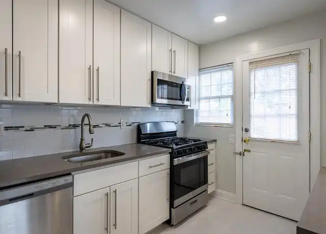 Property at Manley Court Apartments - 548 Springfield Ave, Summit, NJ, 07901, 1 bed, 1 bath, [object Object]