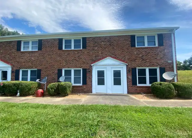 Property at 131 Shenandoah Ave Unit 104, Madison Heights, VA, 24572, 2 beds, 1.5 baths, [object Object]