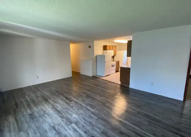 Property at 2016 Dyke Ave Unit DYKE1, Grand Forks, ND, 58203, 6 beds, 2 baths, [object Object]