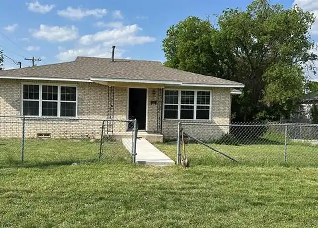 Property at 1157 Oxbow Ln, Dallas, TX, 75241, 3 beds, 2 baths, [object Object]