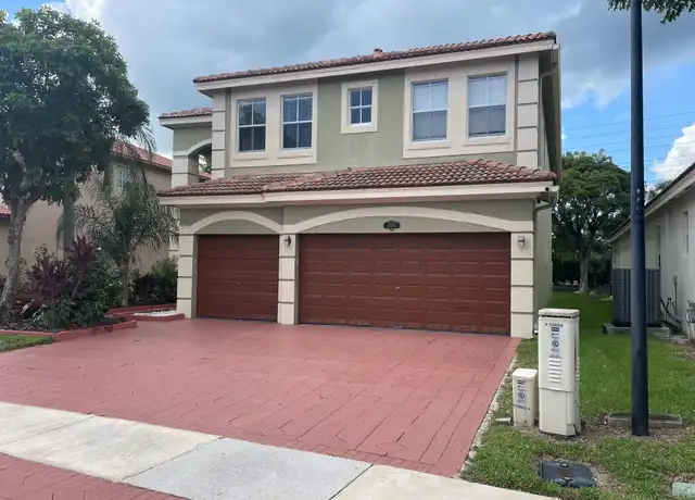 Property at 10690 Old Hammock Way, Wellington, FL, 33414, 5 beds, 3 baths, [object Object]