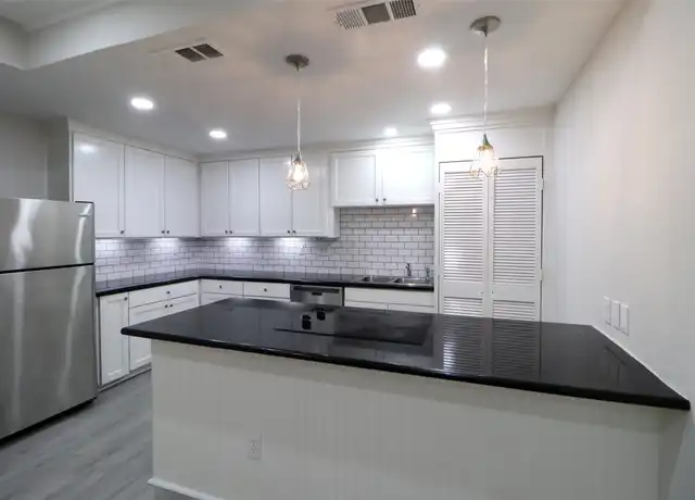 Property at 5929 Queensloch Dr #115, Houston, TX, 77096, 1 bed, 1 bath, [object Object]