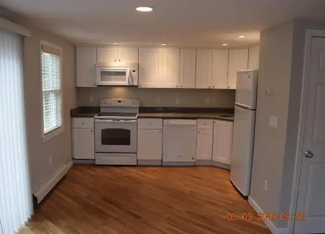 Property at 70 Center St, Dennis Port, MA, 02639, 2 beds, 1 bath, [object Object]