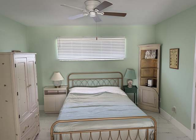 Photo of 74 8th St, Bonita Springs, FL 34134
