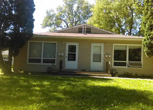 Property at 612 W 21st St, Cedar Falls, IA, 50613, 3 beds, 1 bath, [object Object]