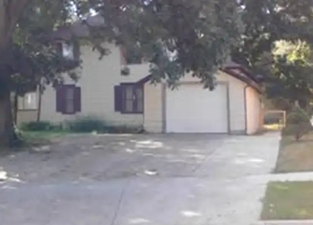 Property at 710 4th Ave SW, Valley City, ND, 58072, 4 beds, 1.5 baths, [object Object]