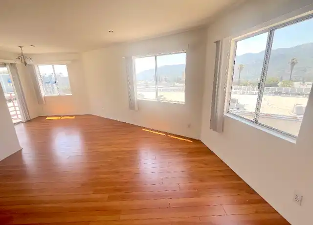 Property at 3119 Foothill Blvd Unit 12, La Crescenta-Montrose, CA, 91214, 2 beds, 2 baths, [object Object]