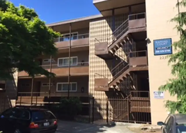 Property at 221 13th Ave E Unit 401, Seattle, WA, 98102, 2 beds, 1 bath, [object Object]