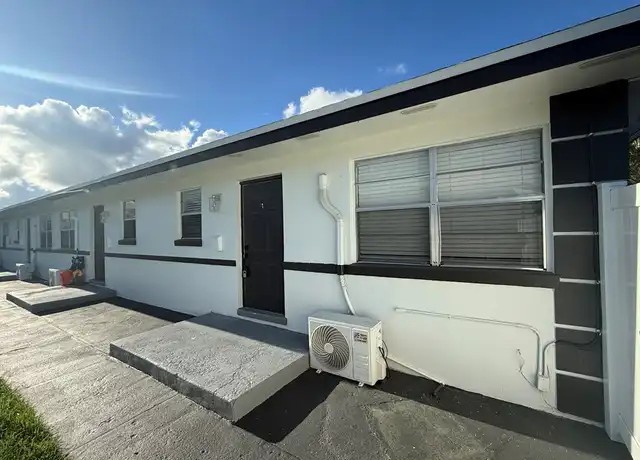 Property at 1875 40th Ave, Vero Beach, FL, 32960, 2 beds, 1 bath, [object Object]