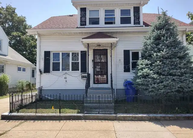 Property at 43 McCabe Ave Unit 2, Pawtucket, RI, 02861, 2 beds, 1 bath, [object Object]