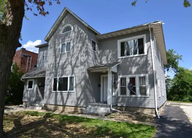 Property at 26 N Broadway St, Joliet, IL, 60435, 2 beds, 1 bath, [object Object]