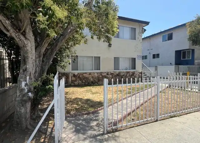 Property at 530 Venice Way Unit 10, Inglewood, CA, 90302, 2 beds, 1 bath, [object Object]