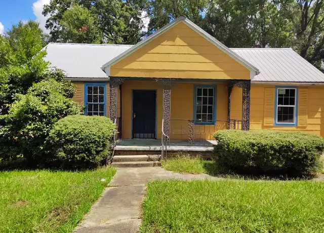 Property at 138 Taylor St, Jackson, MS, 39216, 3 beds, 2 baths, [object Object]