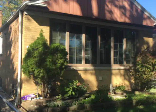 Property at 3708 Harvey Ave, Berwyn, IL, 60402, 3 beds, 1 bath, [object Object]