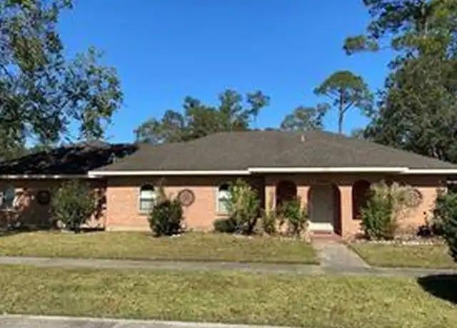 Property at 1302 Fremaux Ave, Slidell, LA, 70458, 3 beds, 2 baths, [object Object]