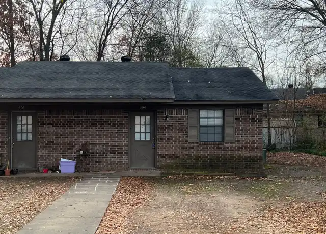 Property at 504 E G St Unit 504, Russellville, AR, 72801, 1 bed, 1 bath, [object Object]