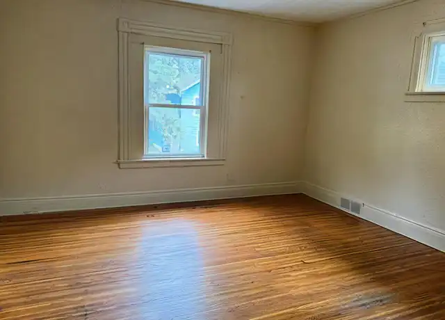 Property at 31 Locust St #2, Rochester, NY, 14613, 2 beds, 1 bath, [object Object]