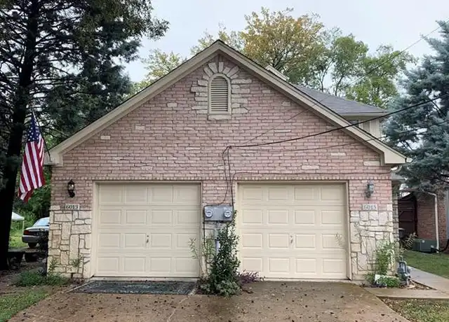 Property at 6013 Lewis St #6015, Dallas, TX, 75206, 2 beds, 1.5 baths, [object Object]