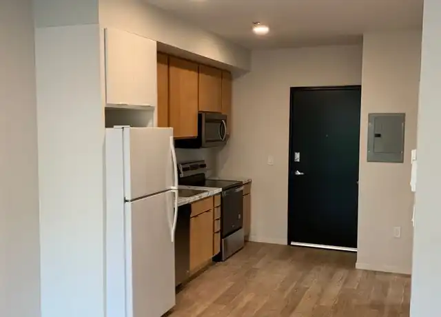 Property at 323 Demers Ave Unit 305, Grand Forks, ND, 58201, 1 bed, 1 bath, [object Object]