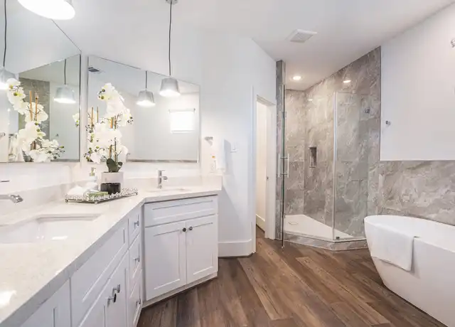 Property at 7502 Carver Rd Unit B, Houston, TX, 77088, 3 beds, 2.5 baths, [object Object]