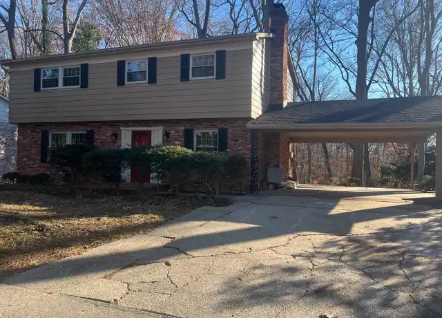 Property at 13515 Reid Cir, Fort Washington, MD, 20744, 5 beds, 3.5 baths, [object Object]