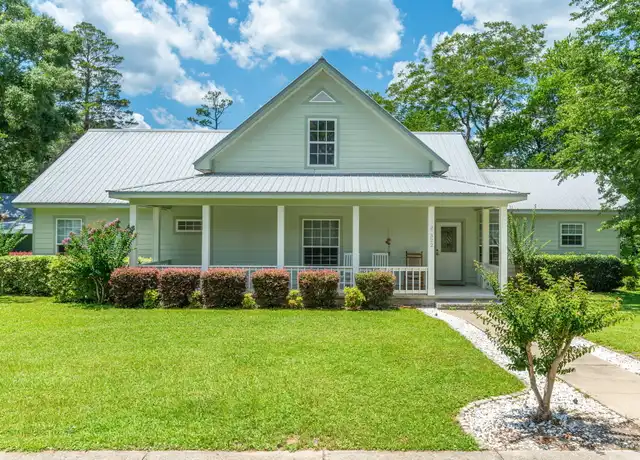 Property at 322 Crescent Dr, Defuniak Springs, FL, 32435, 4 beds, 2.5 baths, [object Object]
