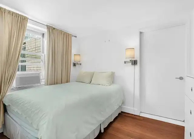 Property at 20 E 9th St Unit 19 X, New York, NY, 10003, 1 bed, 1 bath, [object Object]