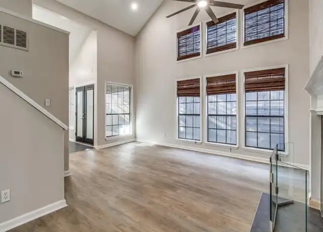 Property at 1421 McCoy St, Dallas, TX, 75204, 2 beds, 2 baths, [object Object]