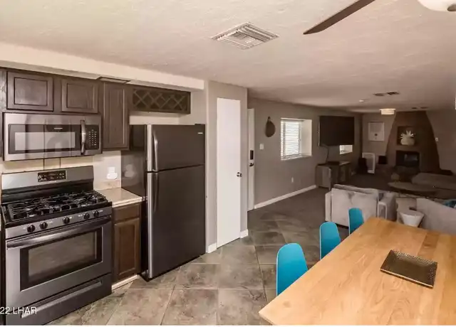 Property at 3034 Dawn Dr, Lake Havasu City, AZ, 86404, 3 beds, 3 baths, [object Object]
