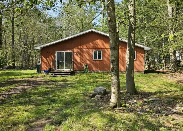 Property at 9862 Deerwood Dr, Tobyhanna, PA, 18466, 3 beds, 1 bath, [object Object]
