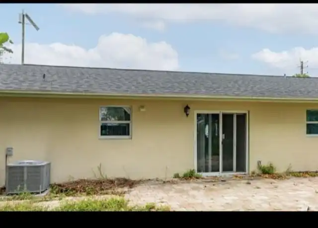Property at 403 NW 1st St, Boynton Beach, FL, 33435, 6 beds, 3.5 baths, [object Object]