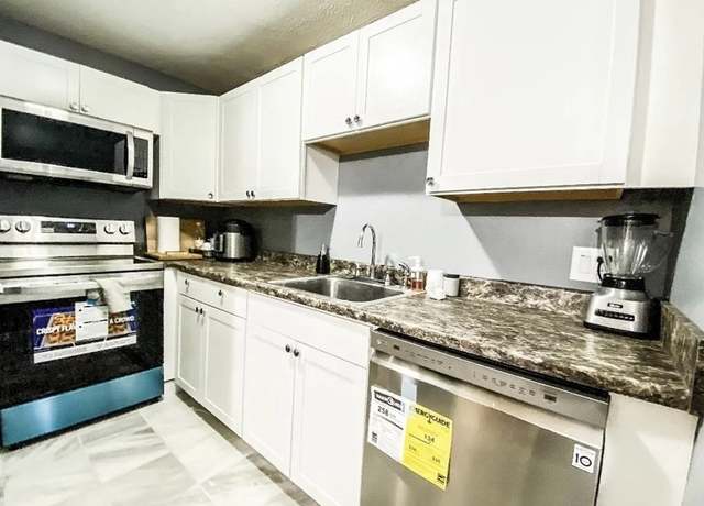 Photo of 71 Princeton St #310, North Chelmsford, MA 01863