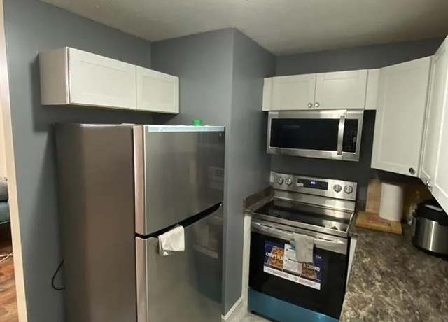 Photo of 71 Princeton St #310, North Chelmsford, MA 01863