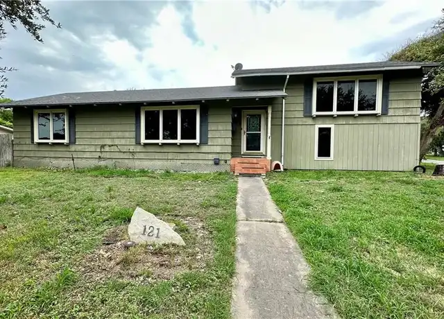 Property at 121 Georgia Pl, Portland, TX, 78374, 3 beds, 2 baths, [object Object]